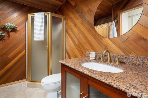 17603 NE 30th Place Redmond WA 98052