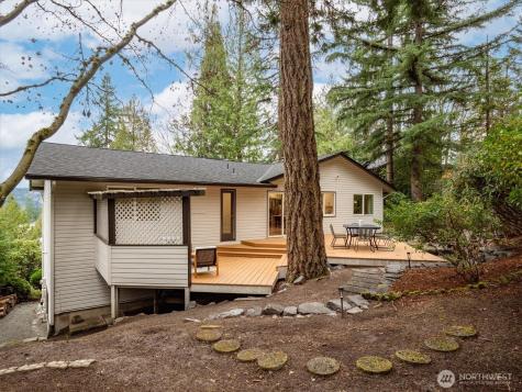 17603 NE 30th Place Redmond WA 98052