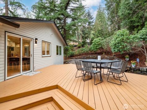 17603 NE 30th Place Redmond WA 98052