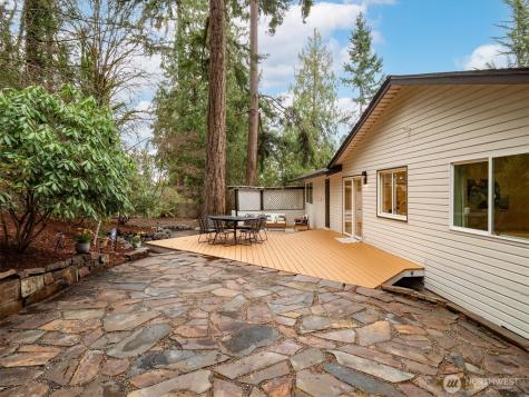 17603 NE 30th Place Redmond WA 98052