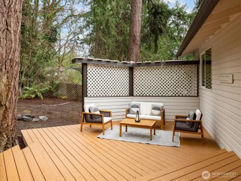 17603 NE 30th Place Redmond WA 98052
