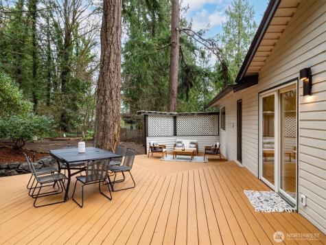 17603 NE 30th Place Redmond WA 98052
