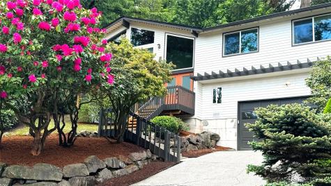 17603 NE 30th Place Redmond WA 98052