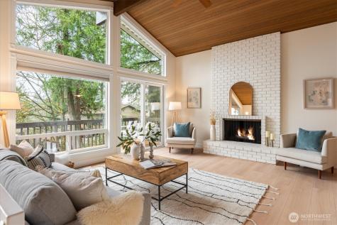 17603 NE 30th Place Redmond WA 98052
