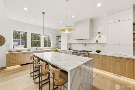 26030 NE 29th Place Redmond WA 98053