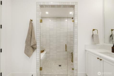 26030 NE 29th Place Redmond WA 98053