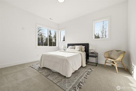 26030 NE 29th Place Redmond WA 98053