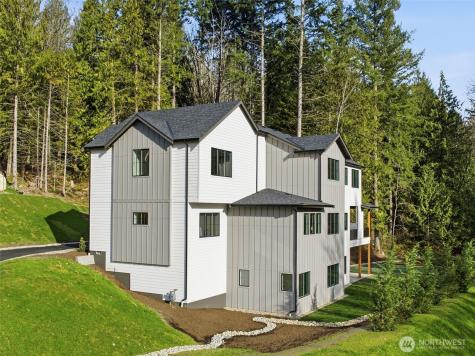 26030 NE 29th Place Redmond WA 98053