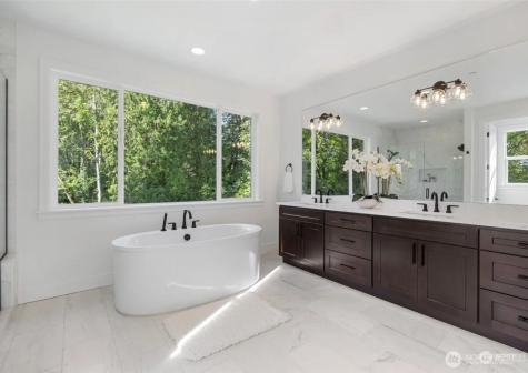 15410 NE 103rd Way Redmond WA 98052