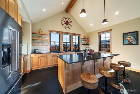 168 Jackrabbit Lane Chelan WA 98816