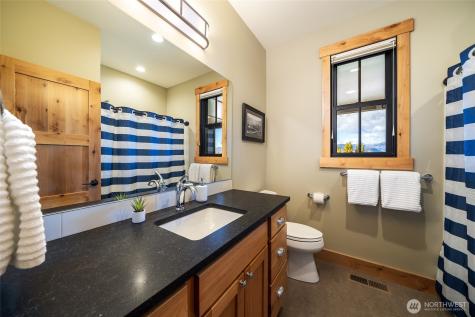 168 Jackrabbit Lane Chelan WA 98816