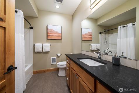 168 Jackrabbit Lane Chelan WA 98816