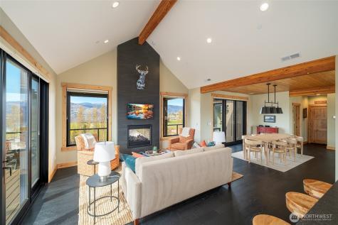 168 Jackrabbit Lane Chelan WA 98816
