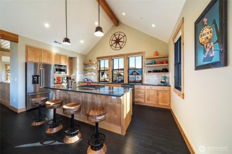 168 Jackrabbit Lane Chelan WA 98816
