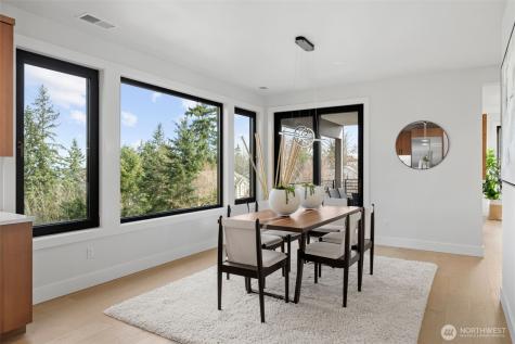 16068 SE 44th Court Bellevue WA 98006