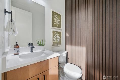 16068 SE 44th Court Bellevue WA 98006