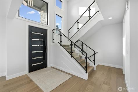 16068 SE 44th Court Bellevue WA 98006