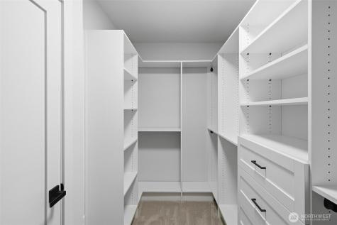 16068 SE 44th Court Bellevue WA 98006