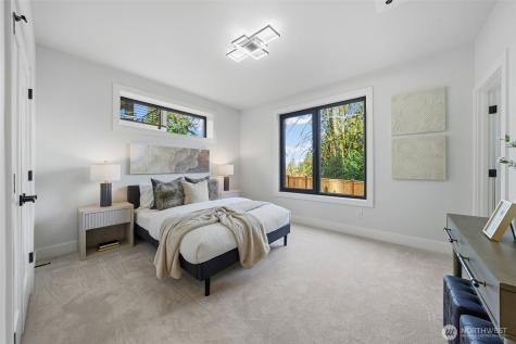 16068 SE 44th Court Bellevue WA 98006