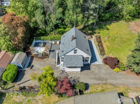 9827 22nd Avenue SW Seattle WA 98106
