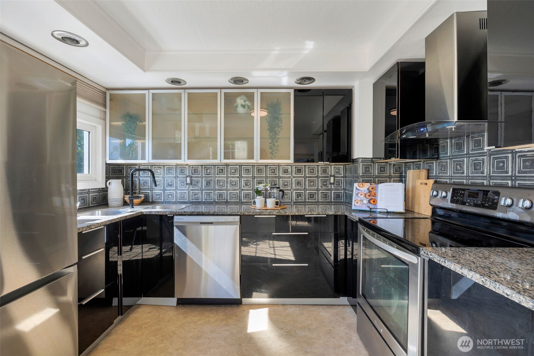 9827 22nd Avenue SW Seattle WA 98106
