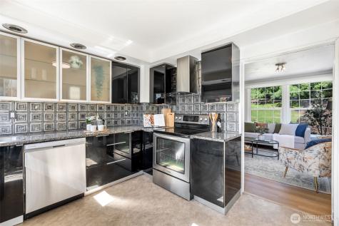 9827 22nd Avenue SW Seattle WA 98106