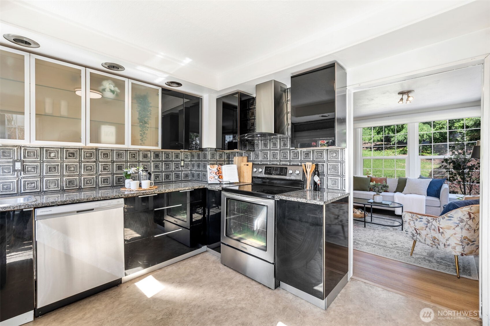 9827 22nd Avenue SW Seattle WA 98106