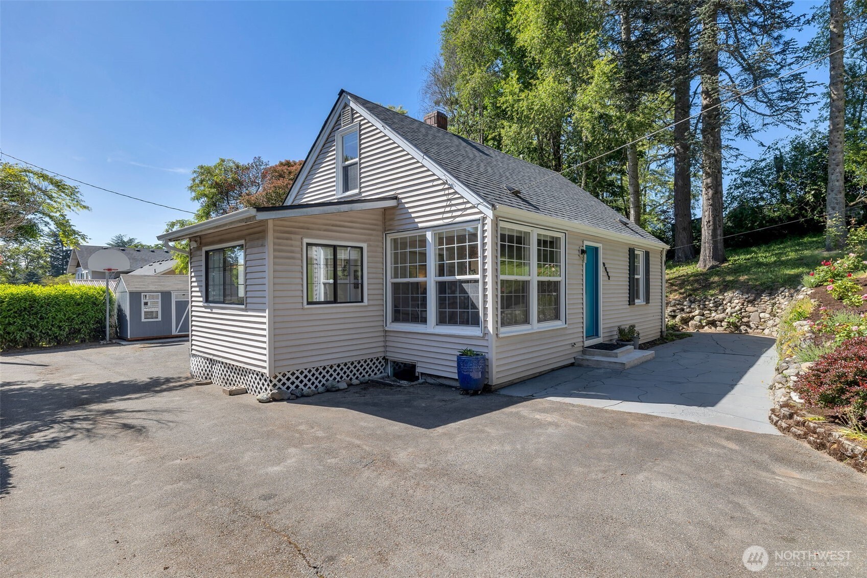 9827 22nd Avenue SW Seattle WA 98106