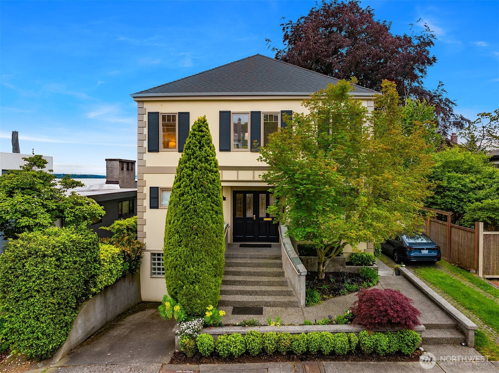 525 Prospect Street Seattle WA 98119