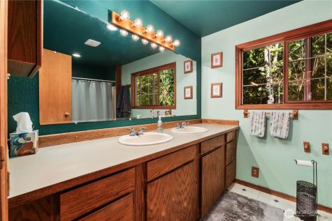 12310 461st Avenue SE North Bend WA 98045