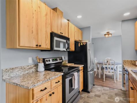 20110 Rainy Lane SW Rochester WA 98579