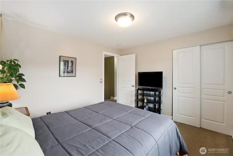 1203 Blue Jay Avenue SW Orting WA 98360