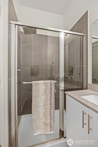 12526 15th Avenue NE Seattle WA 98125