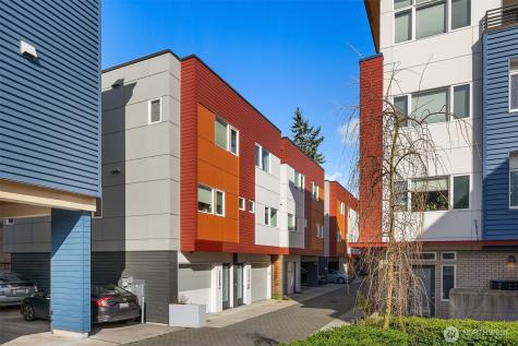 12526 15th Avenue NE Seattle WA 98125