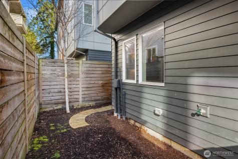 12526 15th Avenue NE Seattle WA 98125