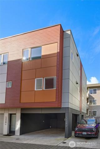 12526 15th Avenue NE Seattle WA 98125