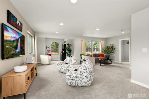 12506 SE 256th Place Kent WA 98030