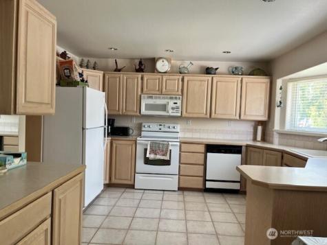 428 E Eastlake Road E Oroville WA 98844