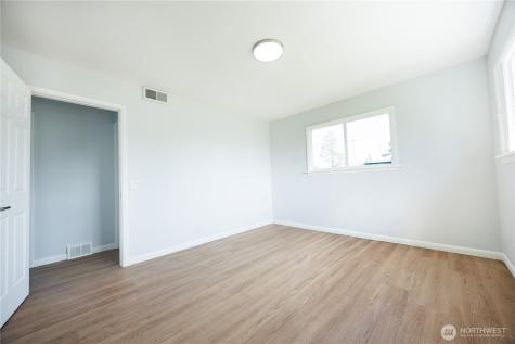 1534 E Section Street Mount Vernon WA 98274