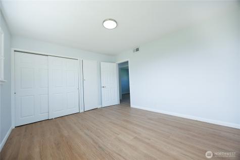 1534 E Section Street Mount Vernon WA 98274