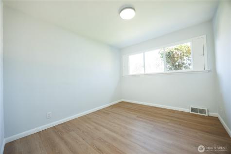 1534 E Section Street Mount Vernon WA 98274