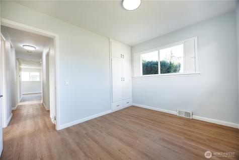 1534 E Section Street Mount Vernon WA 98274