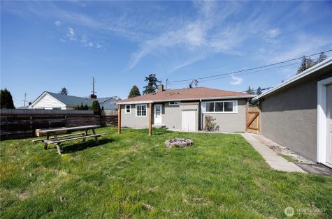1534 E Section Street Mount Vernon WA 98274