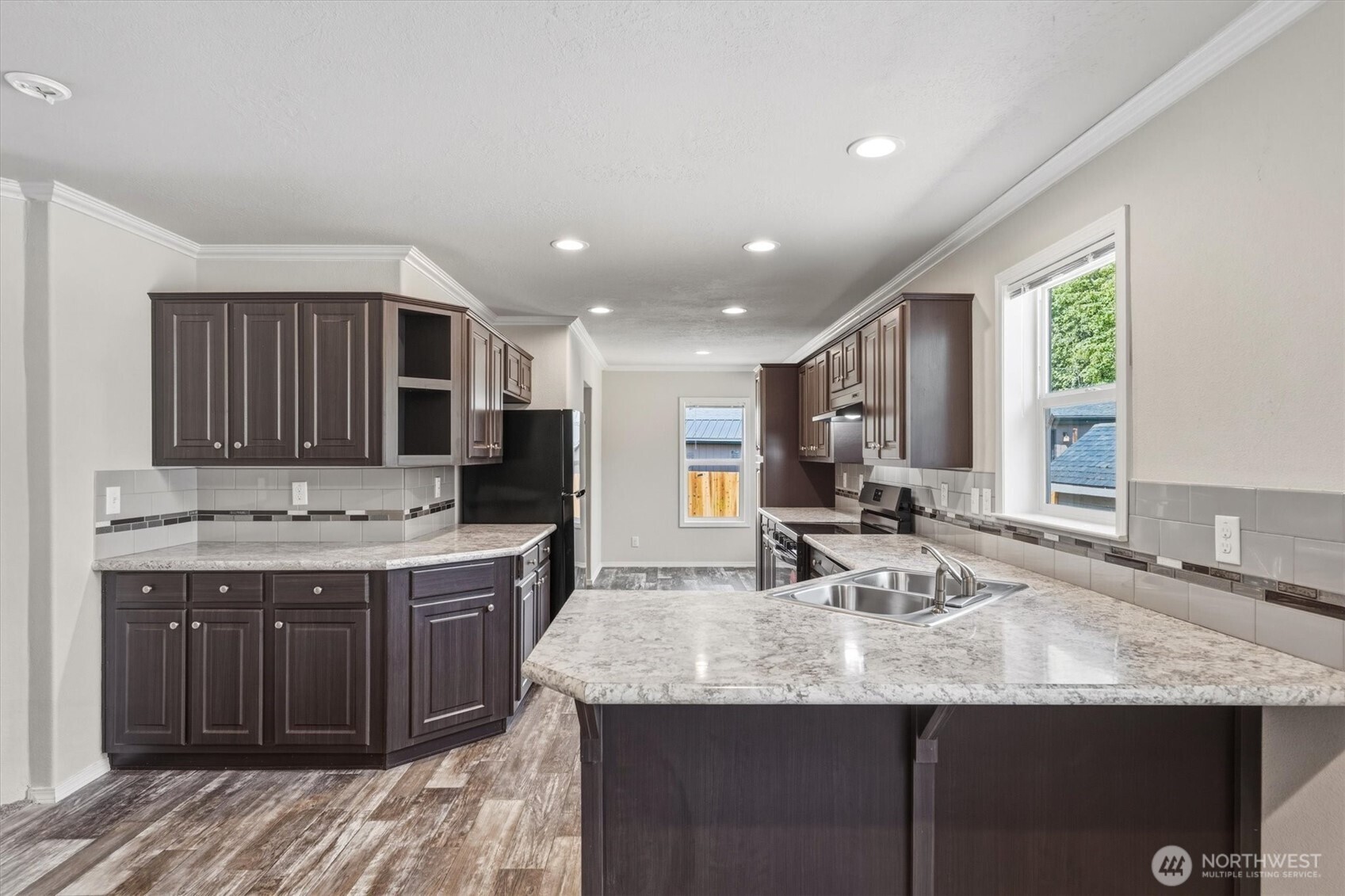 101 Sir Lancelot Drive Castle Rock WA 98611