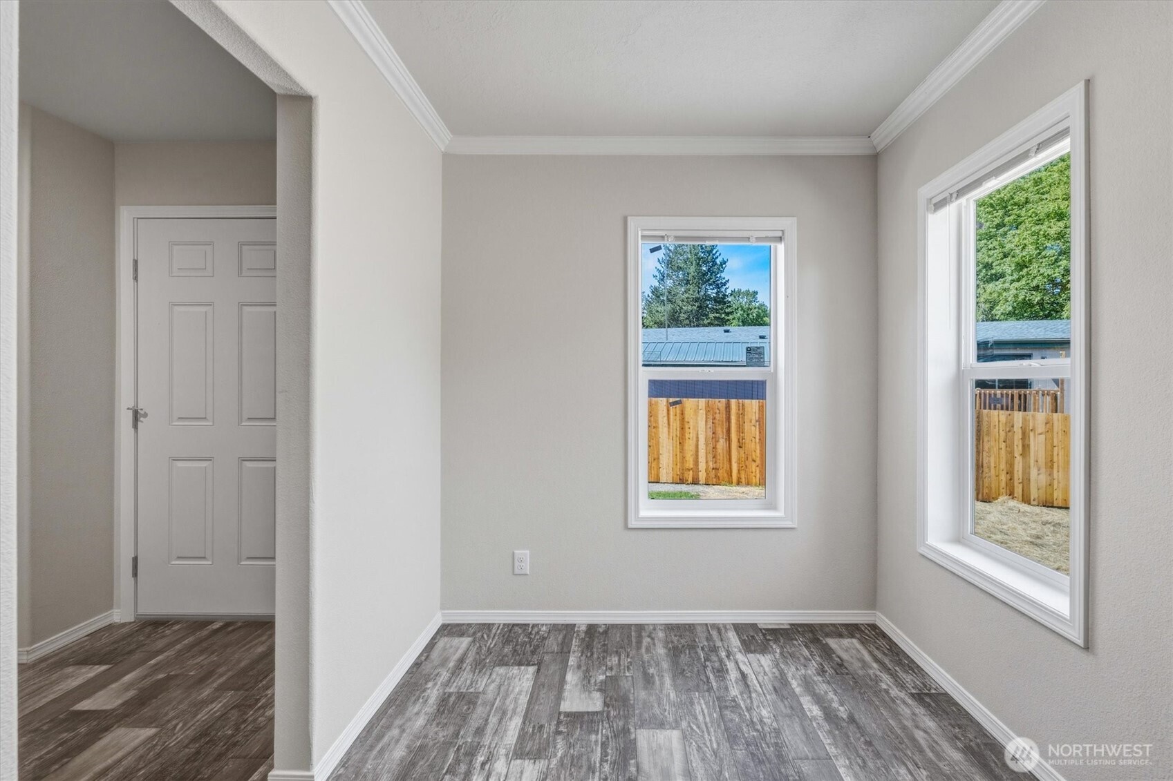 101 Sir Lancelot Drive Castle Rock WA 98611