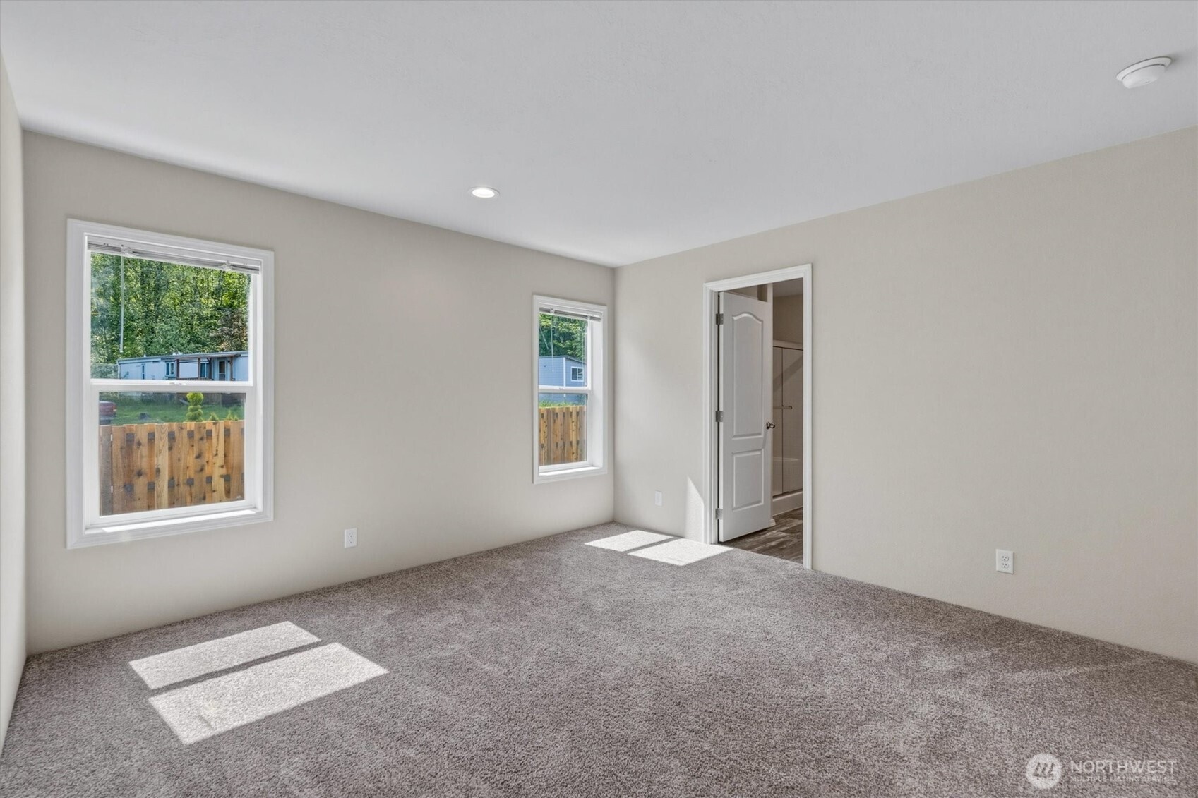 101 Sir Lancelot Drive Castle Rock WA 98611