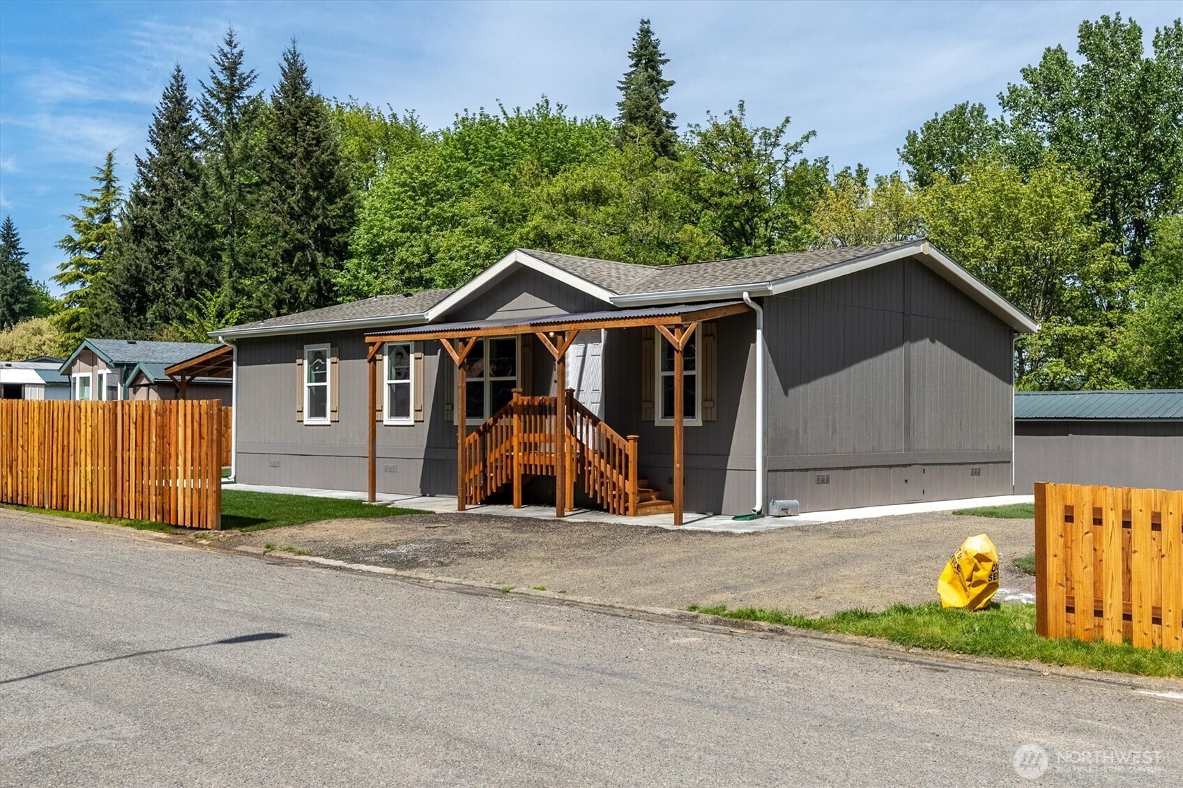 101 Sir Lancelot Drive Castle Rock WA 98611
