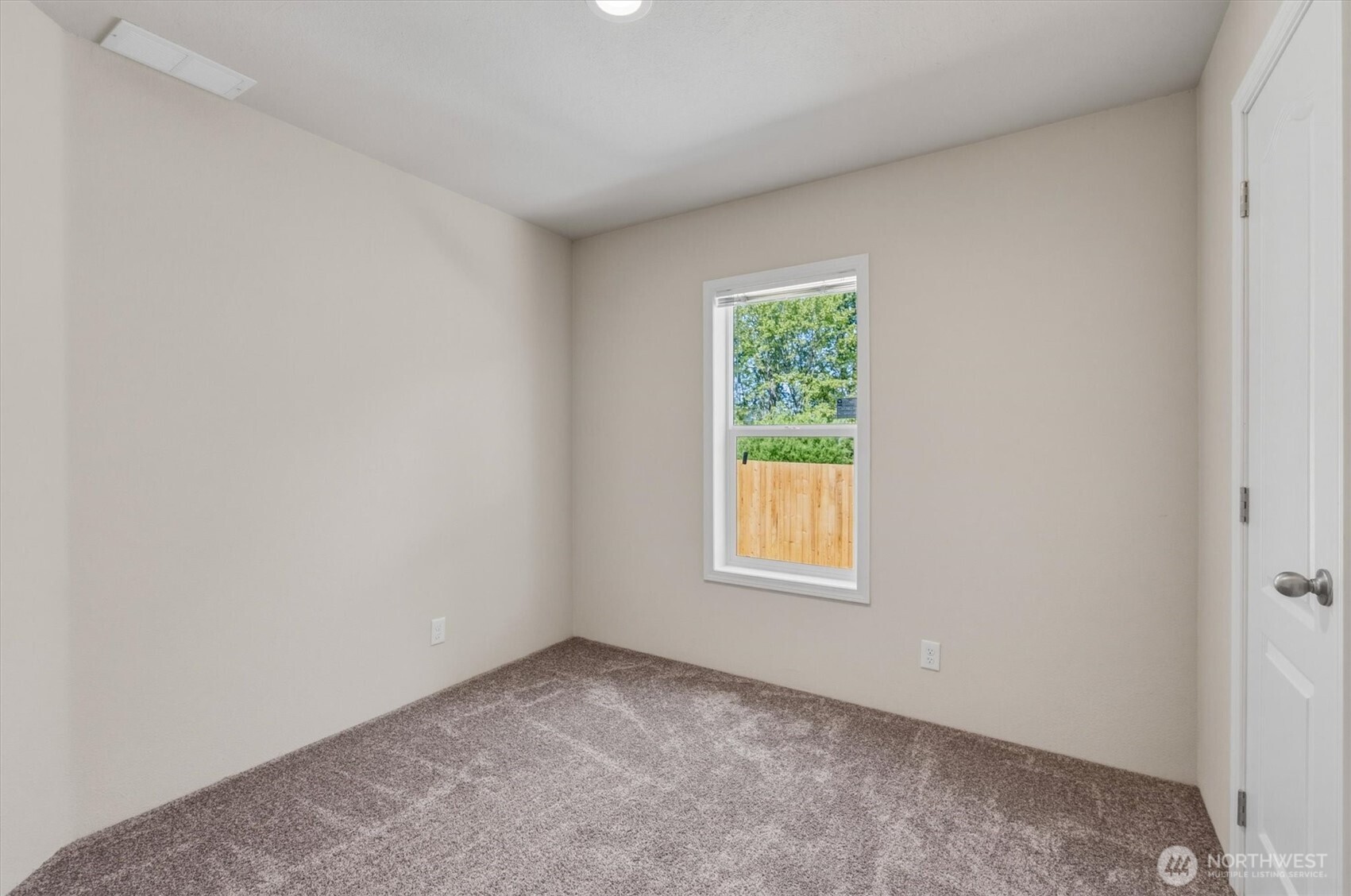 101 Sir Lancelot Drive Castle Rock WA 98611