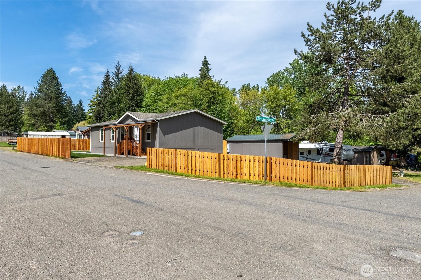 101 Sir Lancelot Drive Castle Rock WA 98611