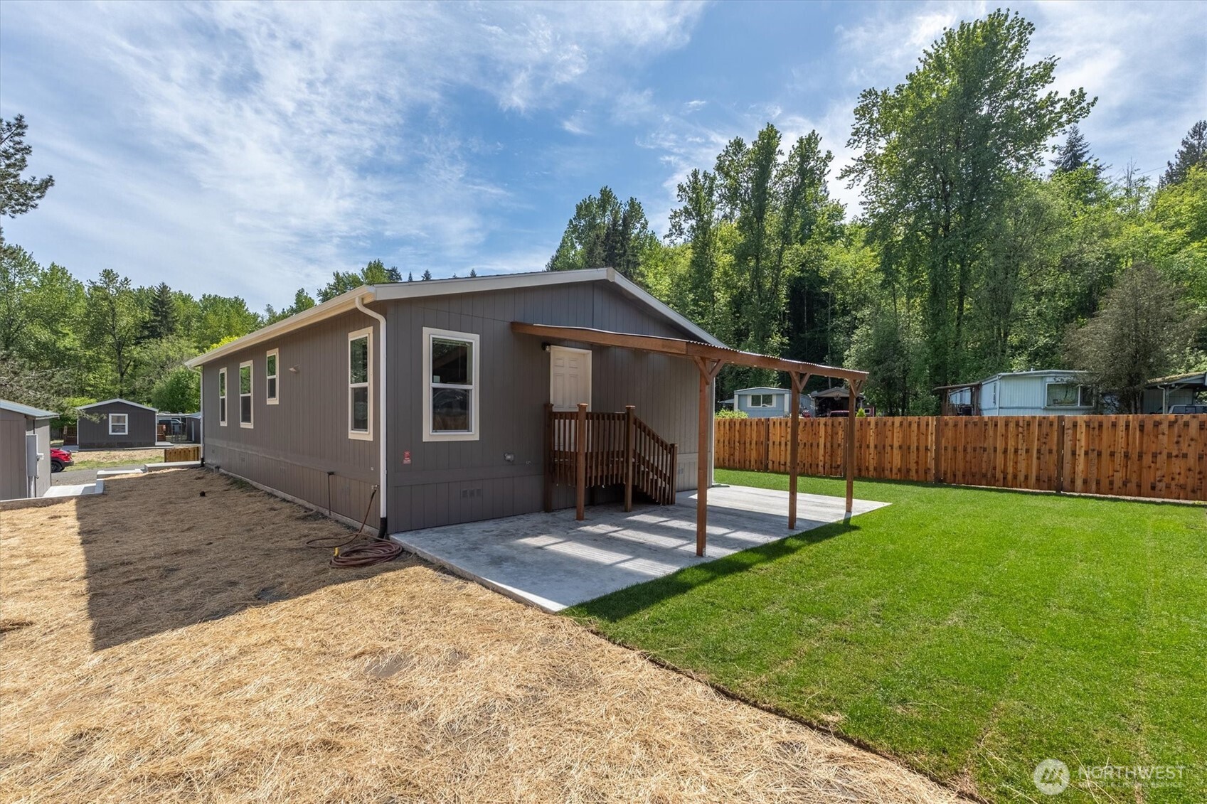 101 Sir Lancelot Drive Castle Rock WA 98611